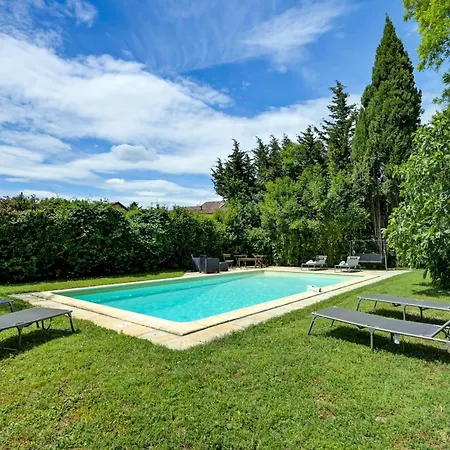 Lemasrocamour 4* Roquemaure (Gard)